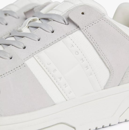 Tommy Hilfiger Die Brooklyn Wildleder Herren Sneaker Hellgrau - Image 5