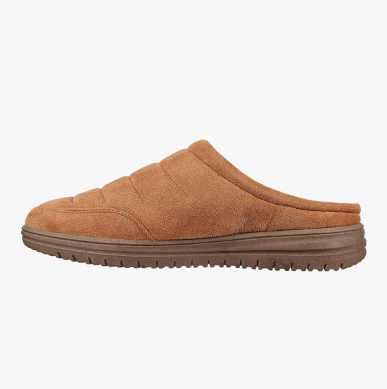 Skechers Relaxed Fit: Murette Garvanza Microfaser Herren Hausschuhe in Beige - Image 3