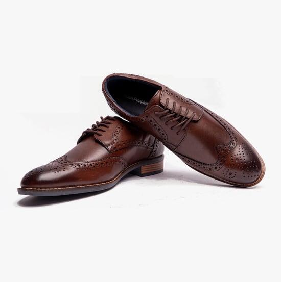 Hush Puppies Dustin Herren Brogue Schuhe Schokolade - Image 4