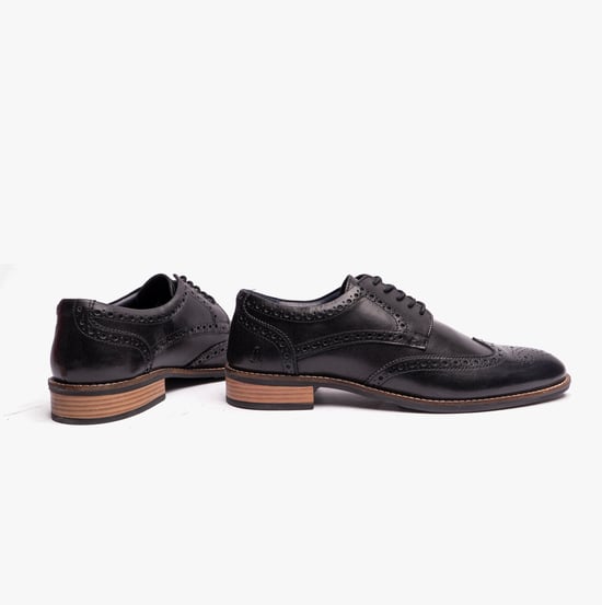 Hush Puppies Dustin Herren Brogue Schuhe Schwarz - Image 2