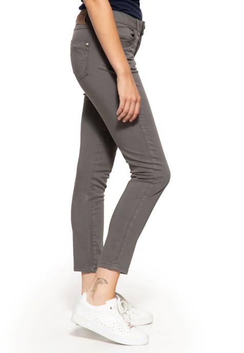 Amor, Truth & Trust Damen Slim Fit Hose Leoni grau - Image 3