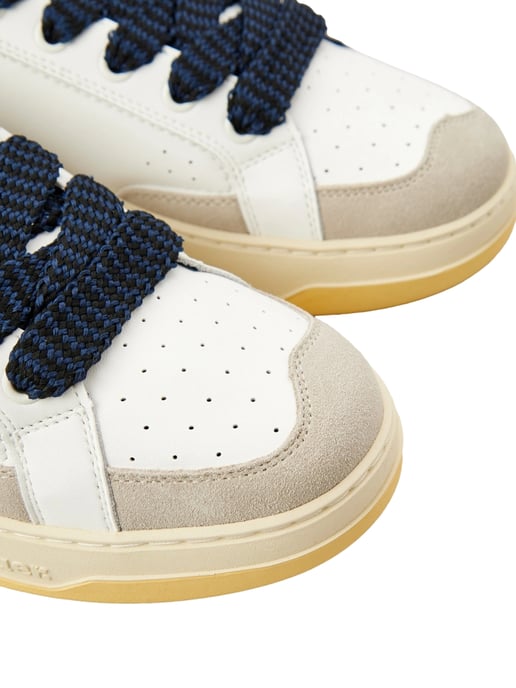 Blauer Sportschuh - Image 5