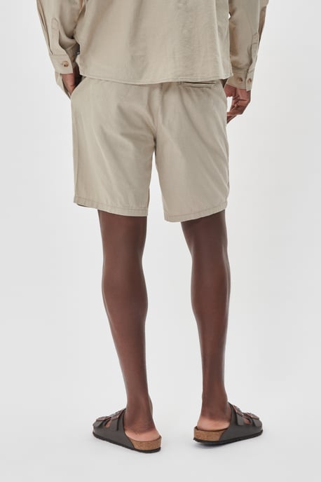 Shorts Gerade Passform beige - Image 5