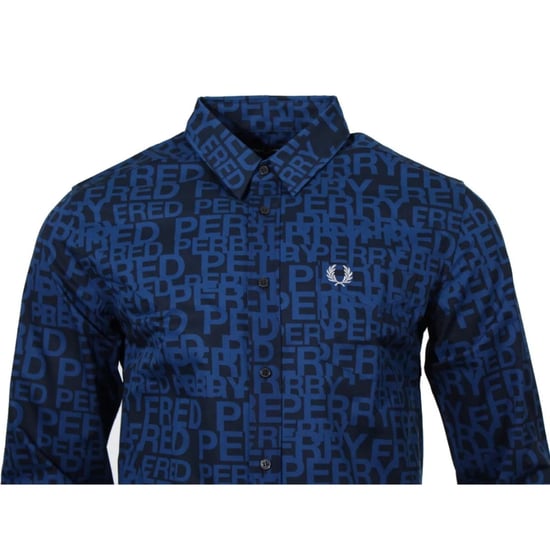 Fred Perry - Langärmliges Hemd mit Allover-Logo in schattiertem Kobaltblau - Image 2