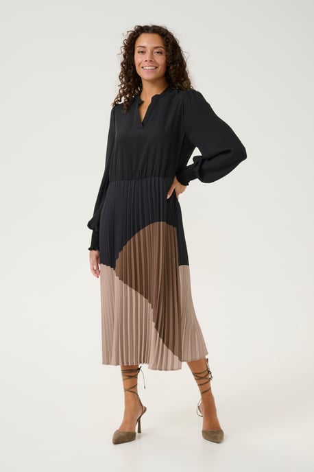 Kleid Feminine - Image 3