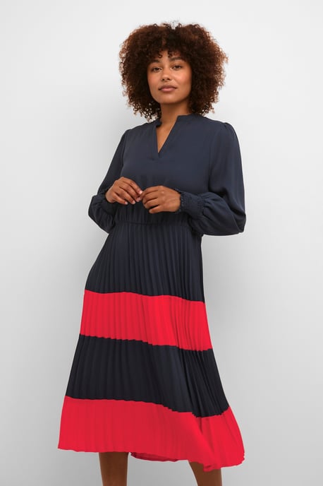 Kleid Feminine - Image 2