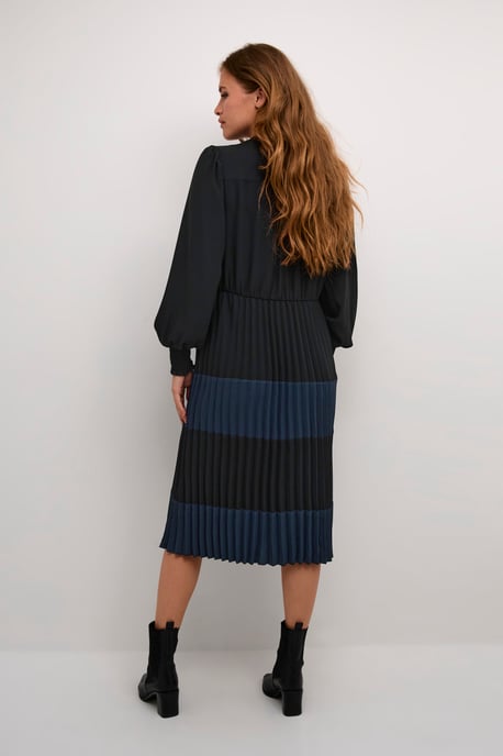 Kleid Feminine black blue - Image 3