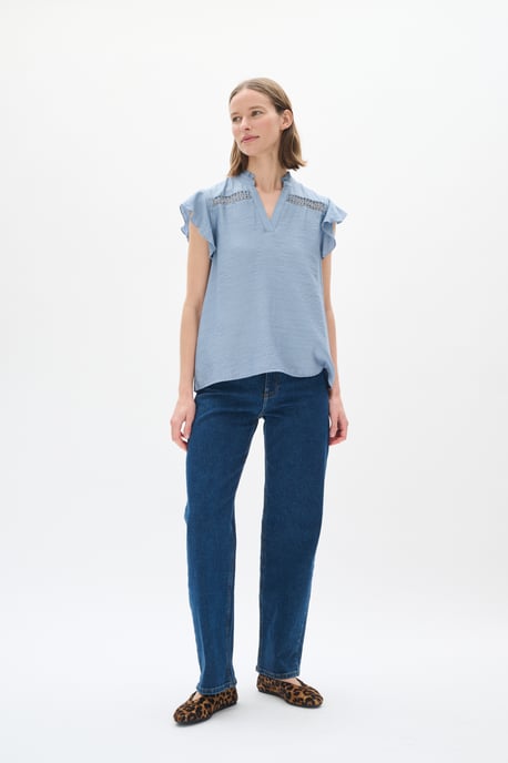 Kurzarm-Bluse Bleached Blue - Image 4