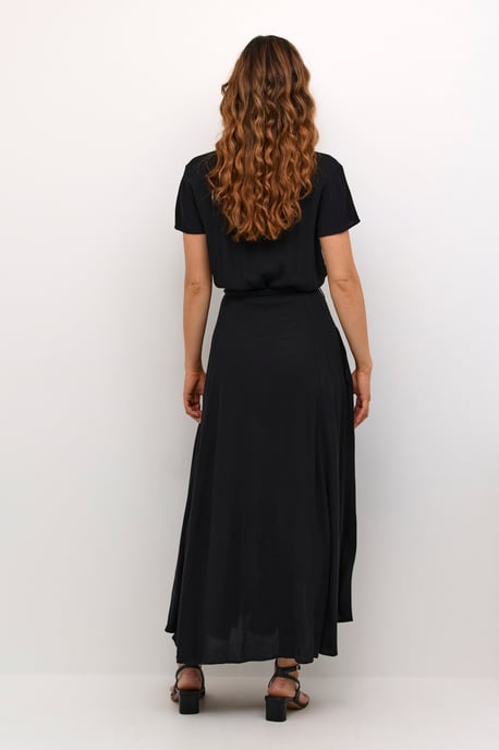 Kleid Feminine Form Black - Image 3