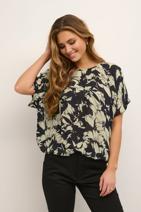 Kurzarm-Bluse Relaxed fit Sand/Black Flower floral - Image 5
