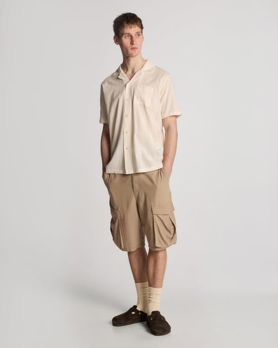 Lyle & Scott Resort-Hemd mit Lochstickerei - Beige - Image 2