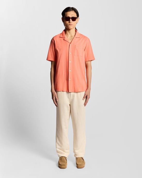 Lyle & Scott Resort-Hemd mit Broderie-Muster – Koralle - Image 2