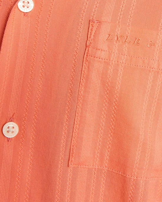 Lyle & Scott Resort-Hemd mit Broderie-Muster – Koralle - Image 6