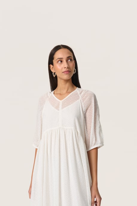 Kleid Feminine Form Whisper White - Image 3