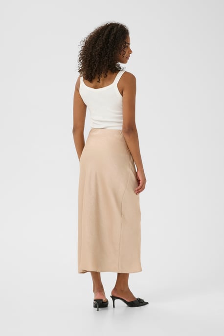 Rock Tight fit Feather Grey CC cream - Image 2