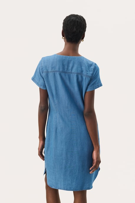 Kleid Feminine Form - Image 3