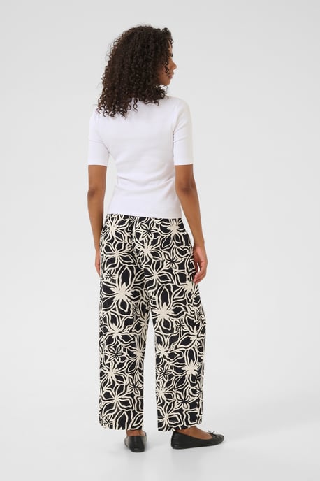 Casual Hose Loose fit Black / Light Beige Flower - Image 2