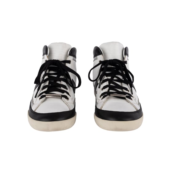 Schwarz-weiße Sneaker – 10er - Image 2