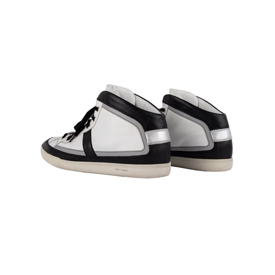 Schwarz-weiße Sneaker – 10er - Image 3