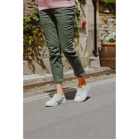 Cotswold Radcot Damen Sneaker Aus Weißem Leder - Image 6