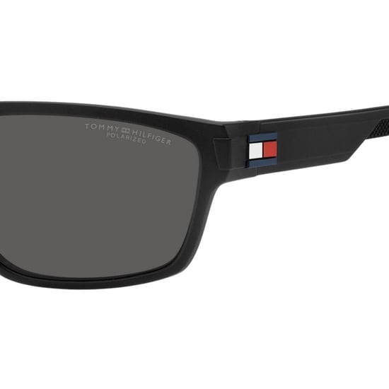 Tommy Hilfiger - Polarisierte Sonnenbrille In Schwarz - Image 3