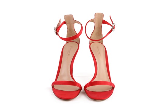Gianvito Rossi Portofino 100 mit Kristallen verzierte rote Satin-Sandalen - Image 2