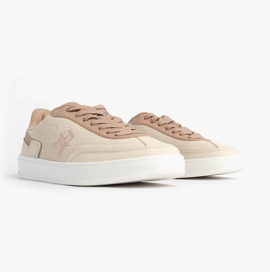Tommy Hilfiger TH Monogram Sneaker Damen Muslin/Claystone - Image 4