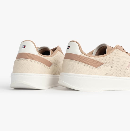 Tommy Hilfiger TH Monogram Sneaker Damen Muslin/Claystone - Image 5