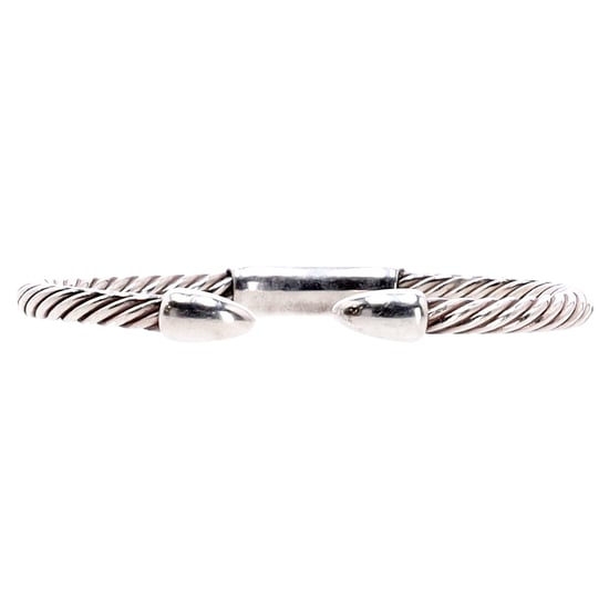 Pomellato 67 Gedrehter Armreif aus silberfarbenem Metall - Image 3