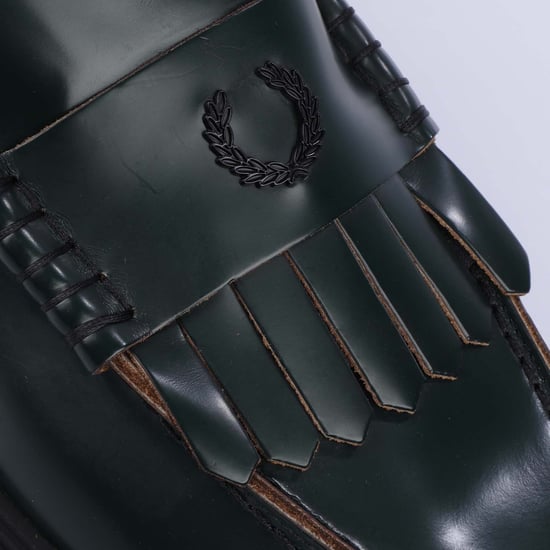 Herren Fred Perry Leder Slipper in Grün - Image 5