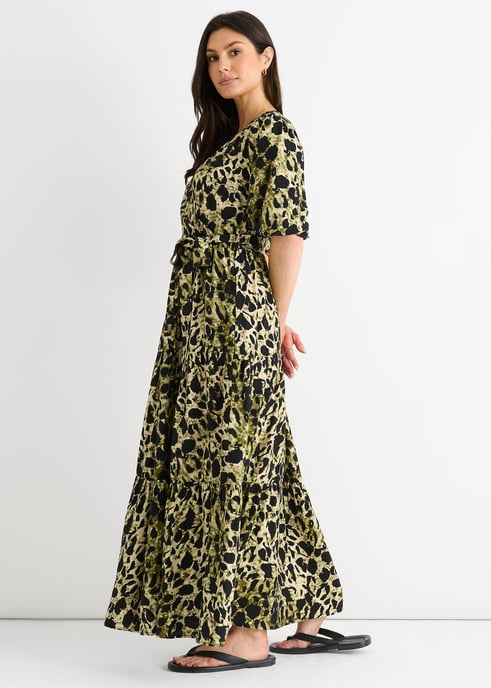 Grünes Skater-Maxikleid mit Tiermotiv in Wickeloptik - Image 3