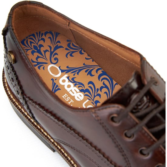 Base London York Lederschuhe Für Männer In Verbranntem Braun Mit Brogue Muster - Image 6