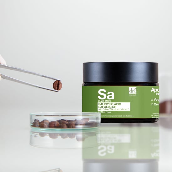 Dr. Botanicals Salicylsäure-Peeling mit Kaffee, Walnuss & Vitamin E 60 ml - Image 4