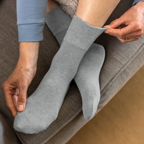 6er-Pack Damen Nicht-Elastische Baumwoll-Diabetikersocken mit Nahtlosem Zehenbereich - Image 4