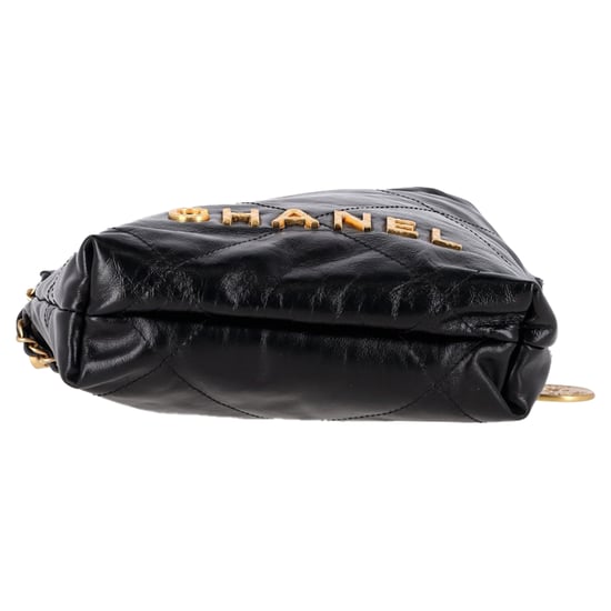 Chanel 22 gesteppte Mini-Hobo-Tasche aus schwarzem, glänzendem Kalbsleder - Image 2