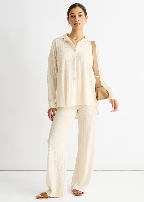 Beige strukturiertes Hemd mit langen Ärmeln und Übergröße - Image 2