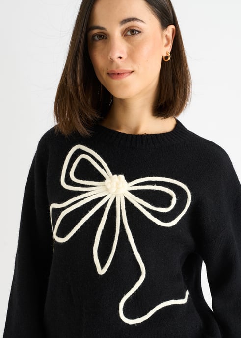 Schwarzer Pullover mit Kontrastschleifenmuster in Übergröße - Image 2