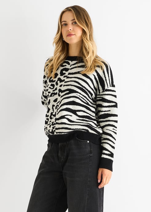 Schwarzer Kontrast-Zebra-Umhangstrickpullover - Image 3