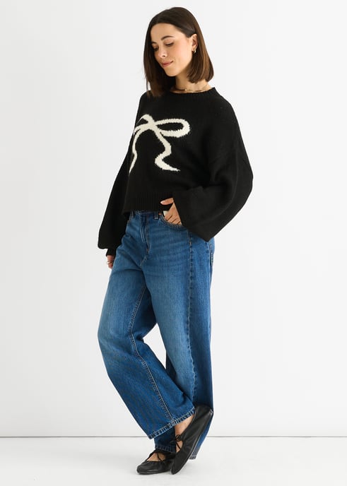 Schwarzer Kurzstrickpullover mit geprägter Kontrastschleife - Image 3