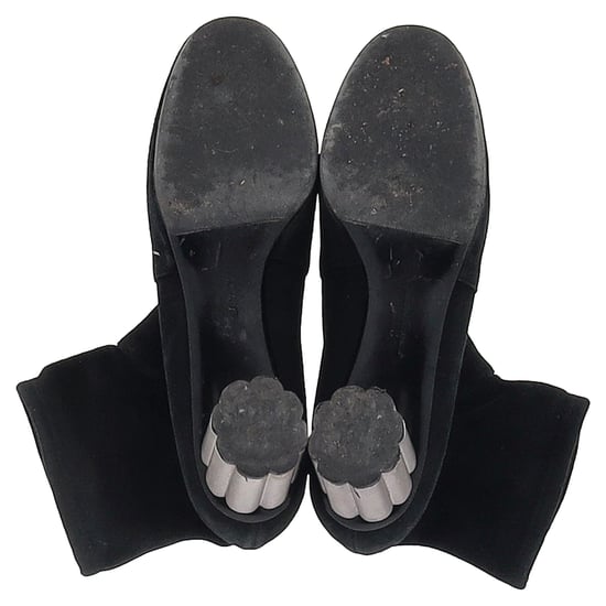 Ferragamo – Catania – Stretch-Stiefeletten aus schwarzem Wildleder - Image 6