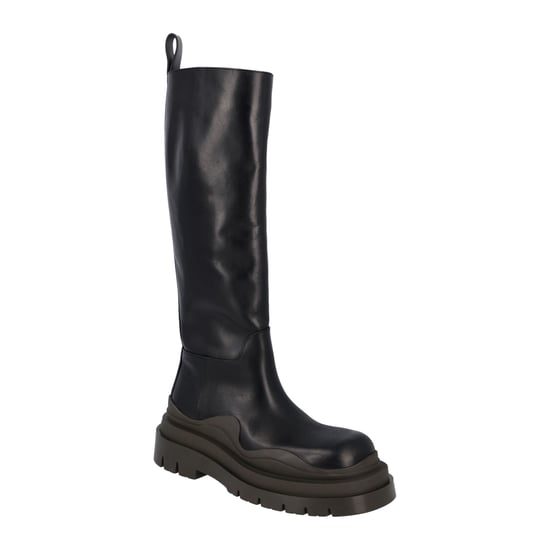 Bottega Veneta Tire Boot aus Kalbsleder in Schwarz - Image 1