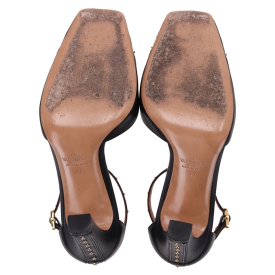 Valentino – Pumps mit Knöchelriemen und Nieten aus schwarzem Leder - Image 6
