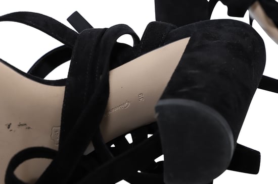 Gianvito Rossi „Netley Mews“ Sandalen mit Absatz aus schwarzem Wildleder - Image 5