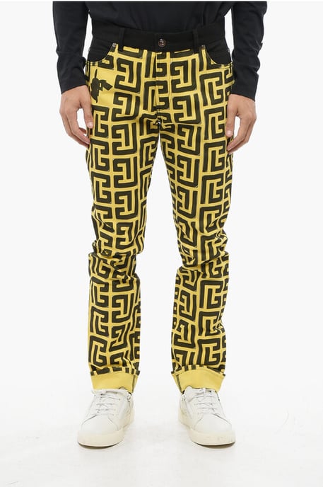 POKEMON Zweifarbige Jeans mit umgeschlagenem Saum und Allover-Monogramm in Giallo, Nero - Image 1
