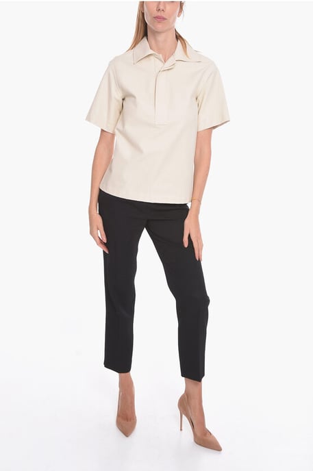 Kurzarm-Baumwollbluse mit versteckten Knöpfen in Weiß - Image 4