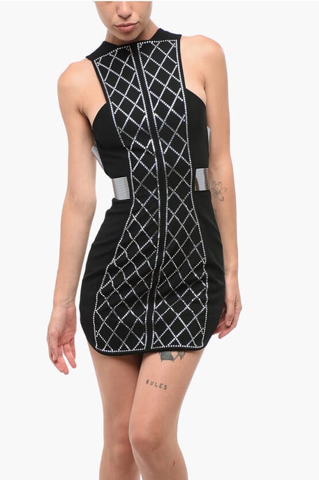 Etui-Minikleid mit Strassverzierung in Schwarz - Image 4