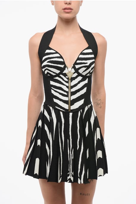 Neckholder-Minikleid mit Animal-Muster in Schwarz und Weiß - Image 4