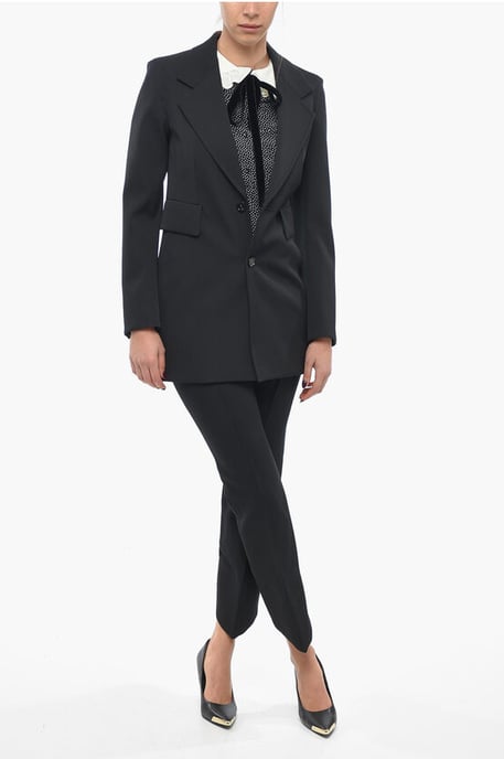 Blazer aus Stretchwolle mit geschwungenen Ärmeln in Schwarz - Image 4
