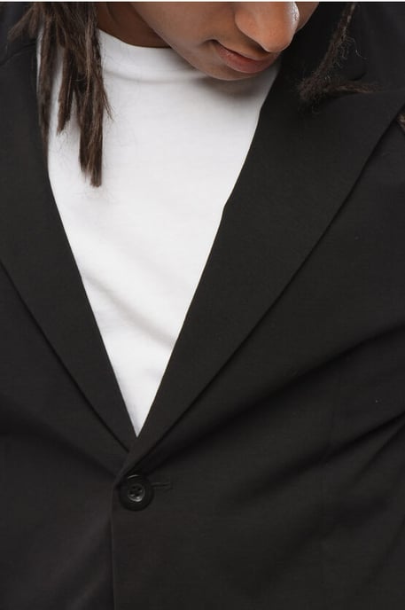 Ungefütterter einreihiger WOE-Blazer in Schwarz - Image 3