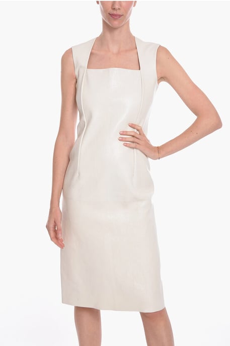 Ärmelloses Midikleid aus Leder mit quadratischem Ausschnitt in Weiß - Image 4